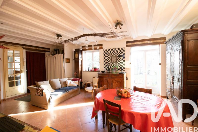 Maison - 186 m² - 8 pièces