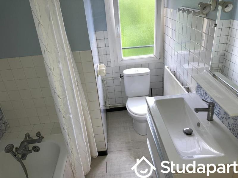 Chambre - 9 m² - 1 pièce