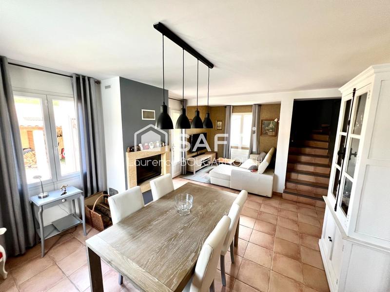 Maison - 102 m² - 5 pièces