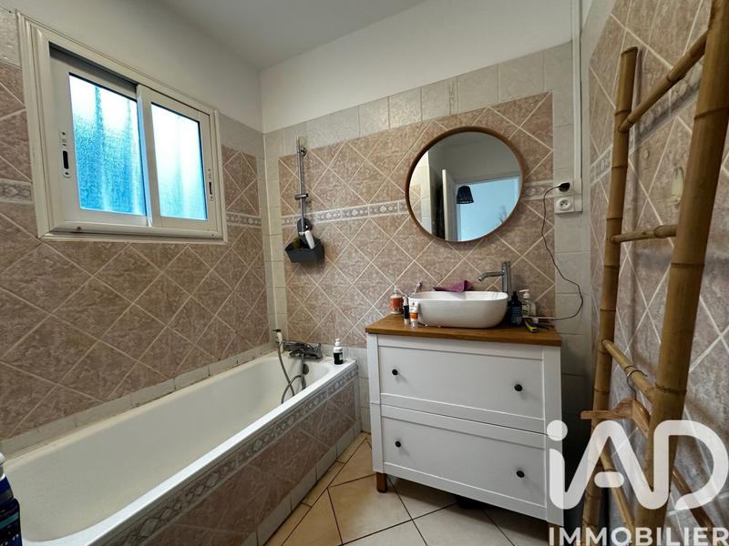 Maison - 187 m² - 10 pièces