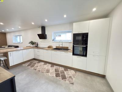 Maison traditionnelle - 109 m² - 4 pièces