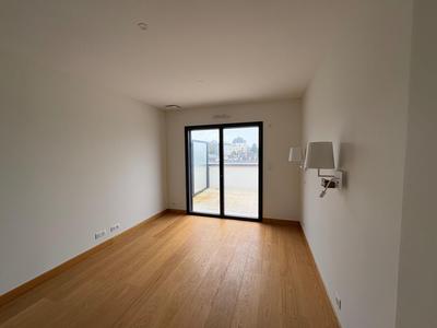 Appartement - 160 m² - 4 pièces