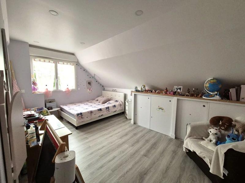 Maison - 209 m² - 8 pièces