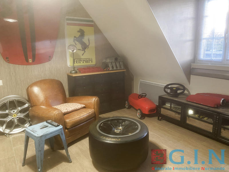 Maison - 140 m² - 4 pièces