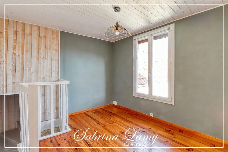 Maison - 160 m² - 7 pièces