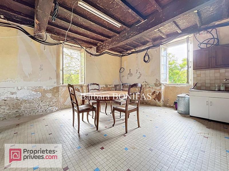 Maison - 121 m² - 6 pièces