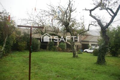 Maison - 97 m² - 6 pièces