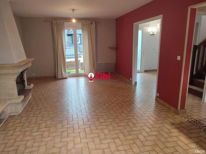 Maison - 92 m² - 5 pièces