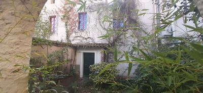 Propriété - 565 m² - 23 pièces