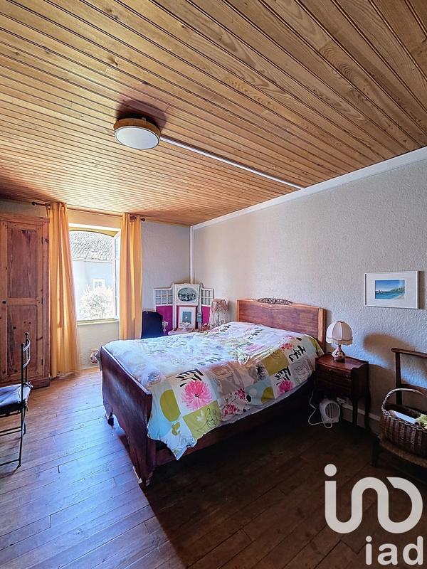 Maison de village - 247 m² - 8 pièces