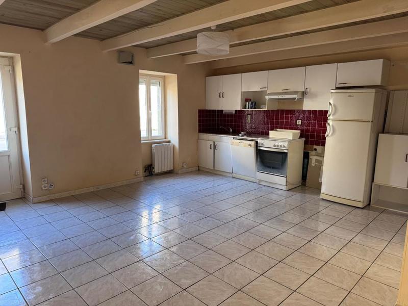 Maison en pierre - 71 m² - 4 pièces