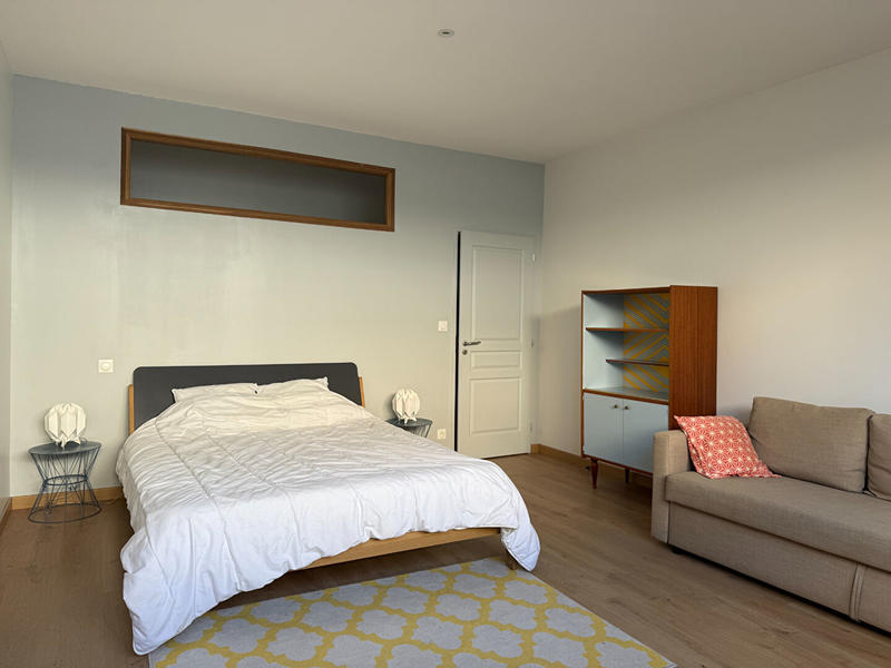 Maison - 204 m² - 8 pièces