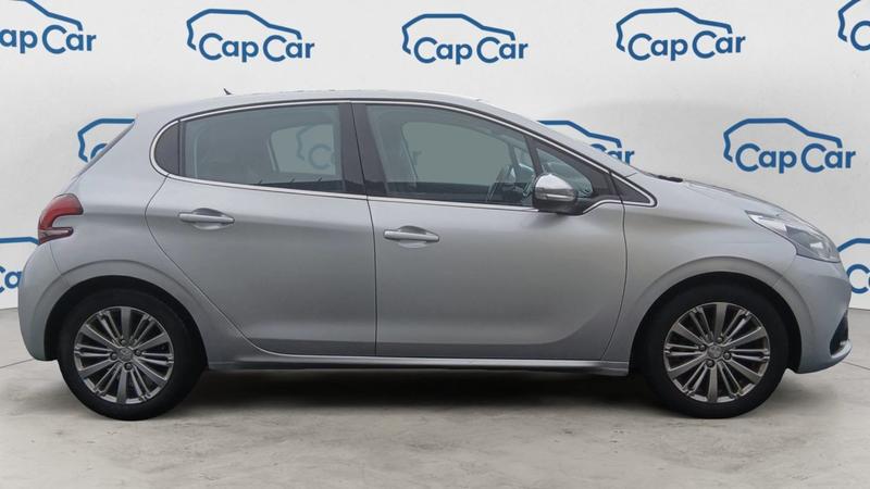 Peugeot 208 1.2 PureTech 110 Allure