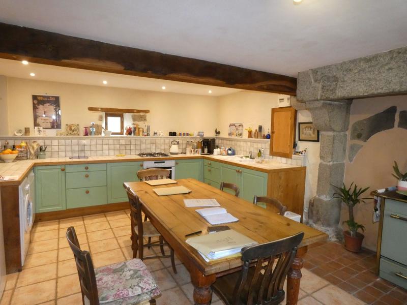 Maison - 194 m² - 6 pièces