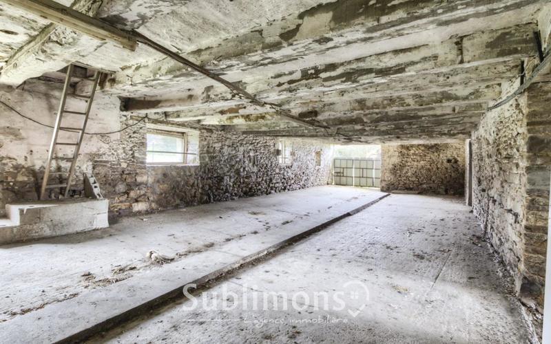 Maison - 300 m² - 6 pièces