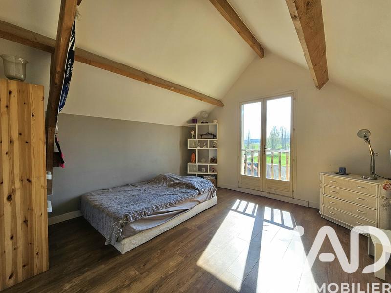 Maison - 260 m² - 7 pièces