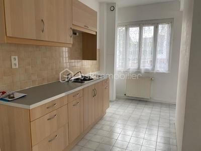 Appartement - 79 m² - 3 pièces