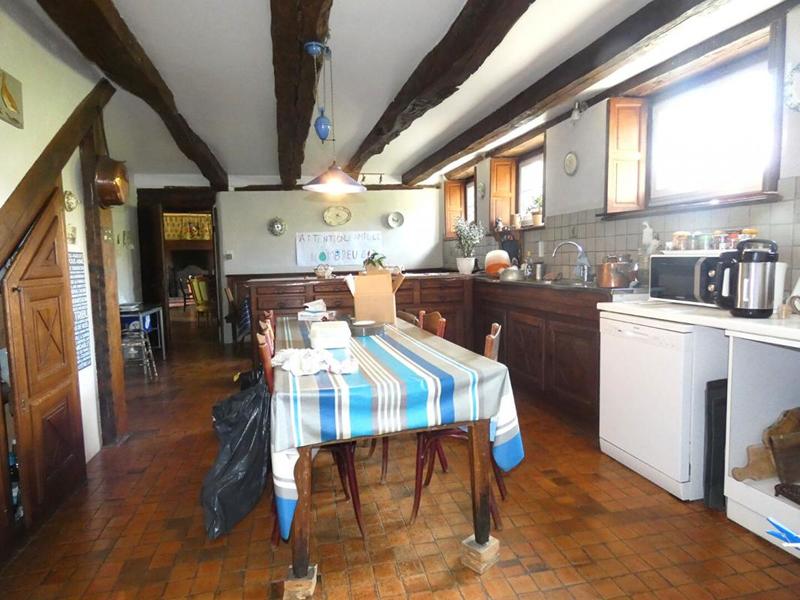 Maison - 440 m² - 16 pièces