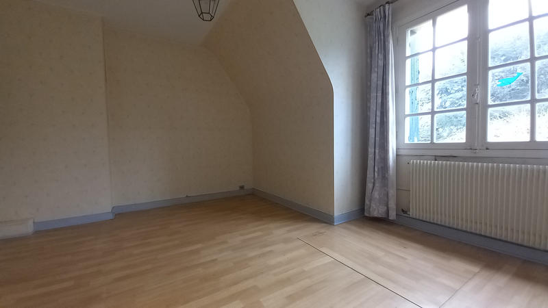 Maison - 176 m² - 9 pièces