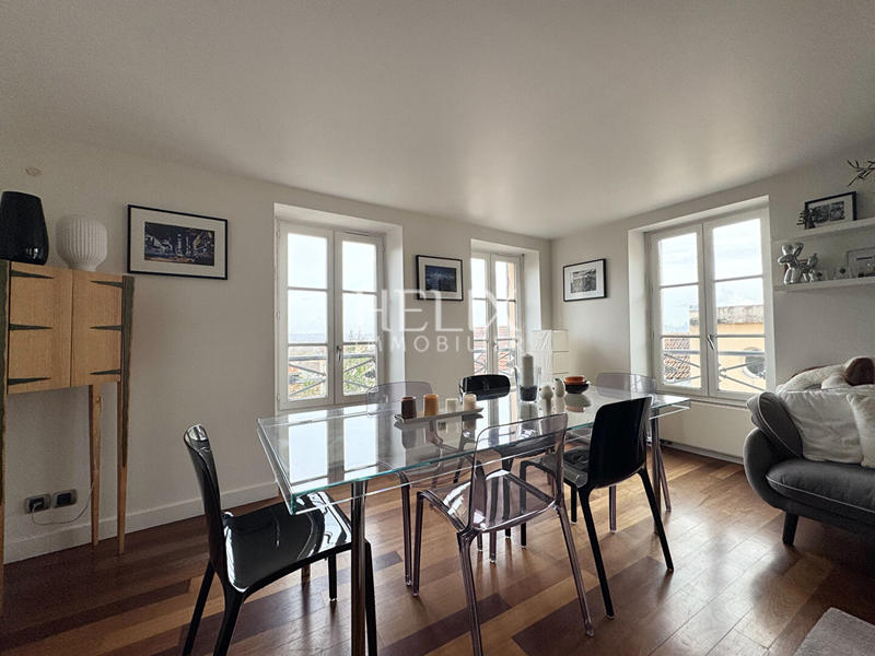 Appartement - 130 m² - 4 pièces