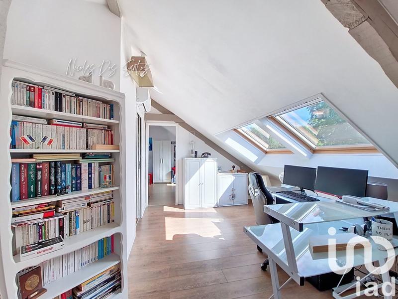 Maison - 200 m² - 5 pièces