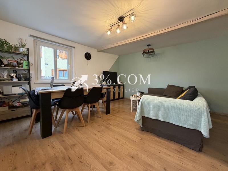 Maison - 99 m² - 4 pièces