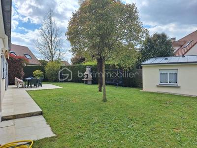 Maison - 157 m² - 8 pièces