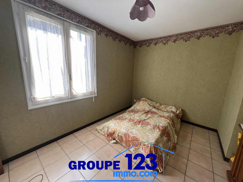 Maison - 180 m² - 8 pièces