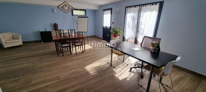 Maison - 193 m² - 7 pièces