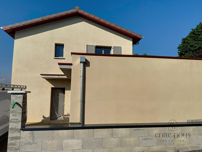 Maison - 103 m² - 4 pièces