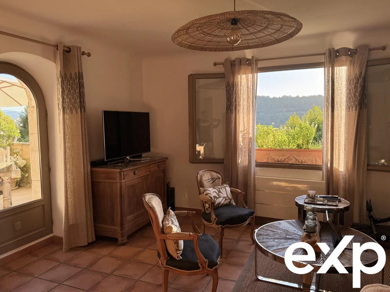 Maison traditionnelle - 95 m² - 3 pièces