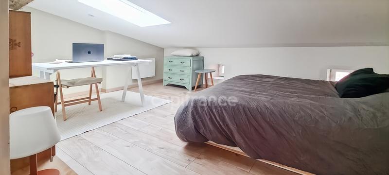 Appartement - 82 m² - 3 pièces