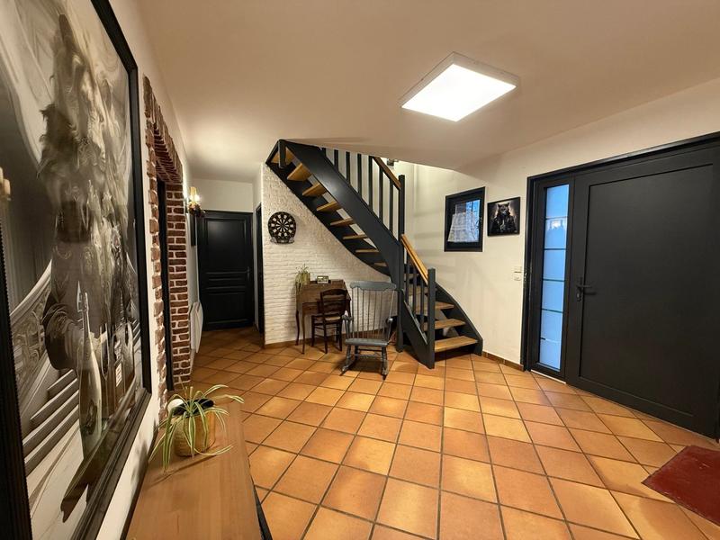 Maison - 200 m² - 6 pièces