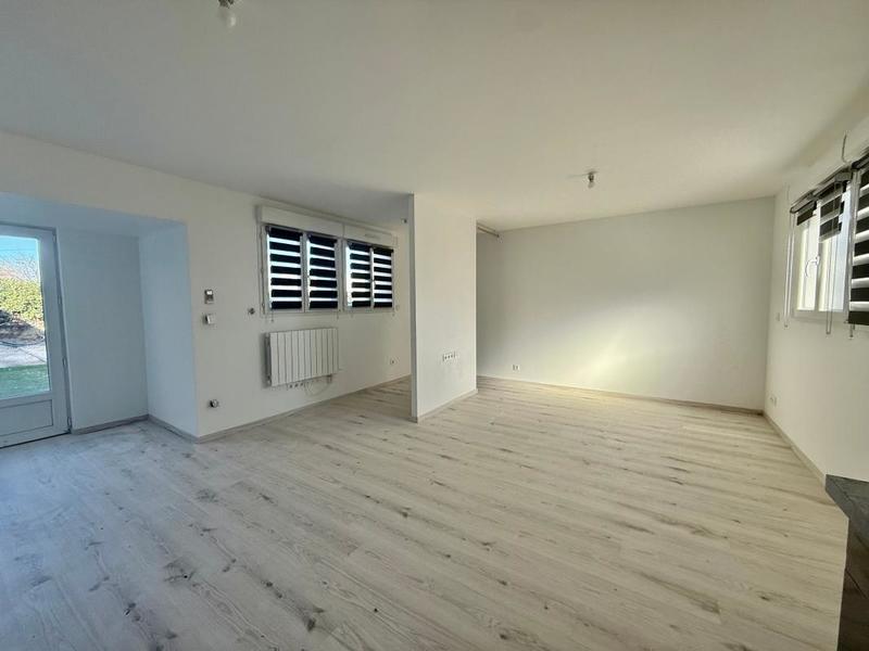 Maison - 240 m² - 11 pièces