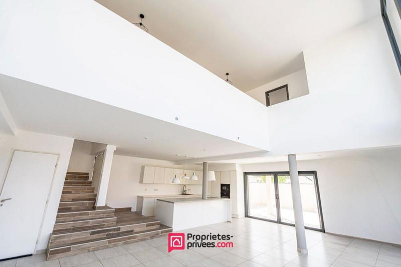 Maison - 190 m² - 7 pièces