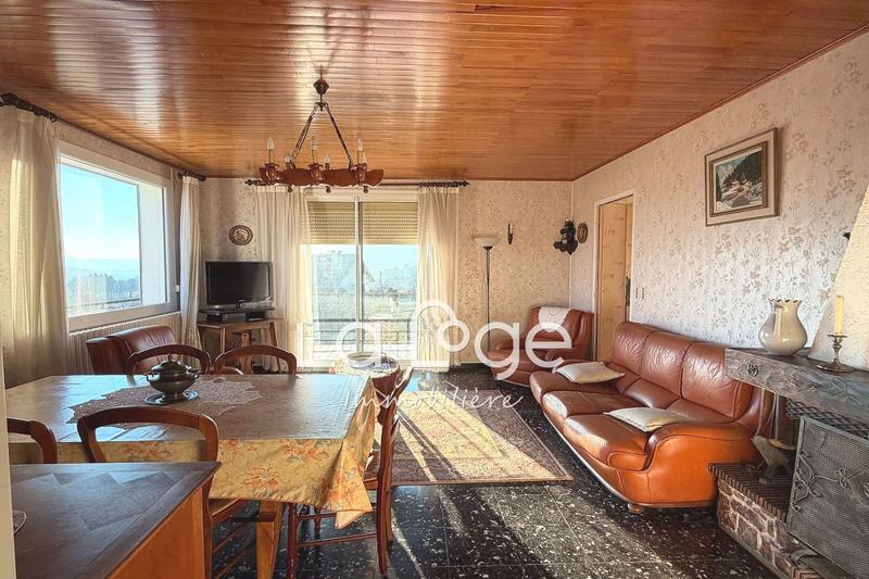 Maison - 178 m² - 8 pièces