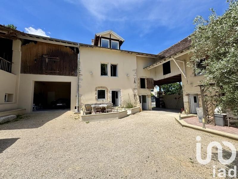 Maison - 450 m² - 10 pièces