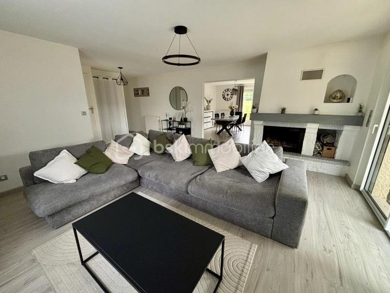 Maison - 146 m² - 6 pièces