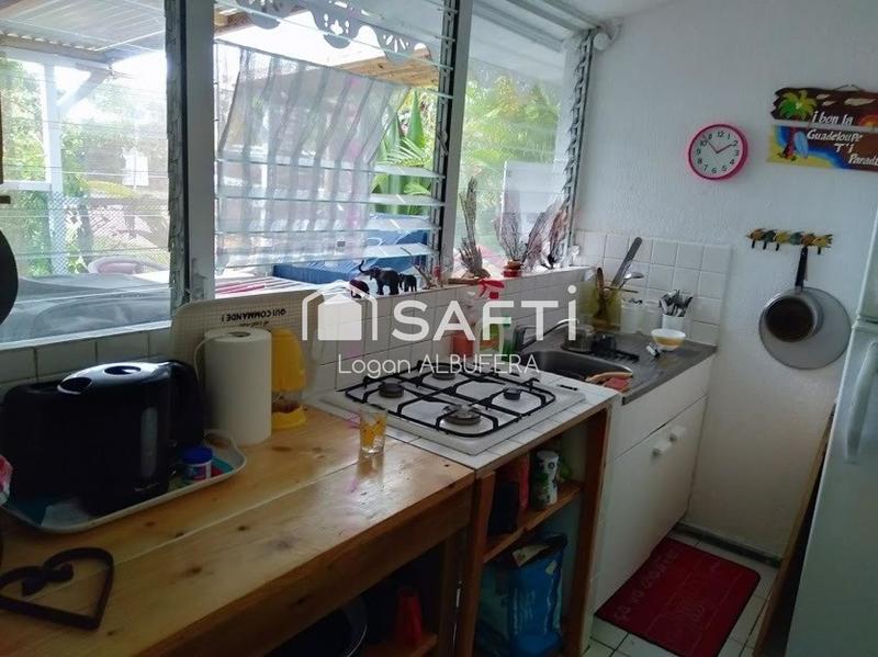 Maison - 220 m² - 11 pièces