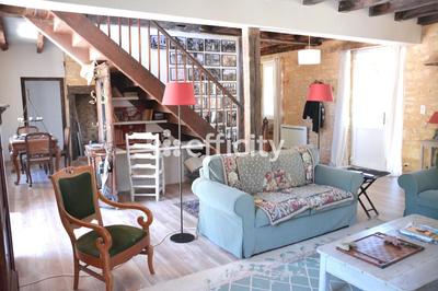 Maison - 210 m² - 7 pièces