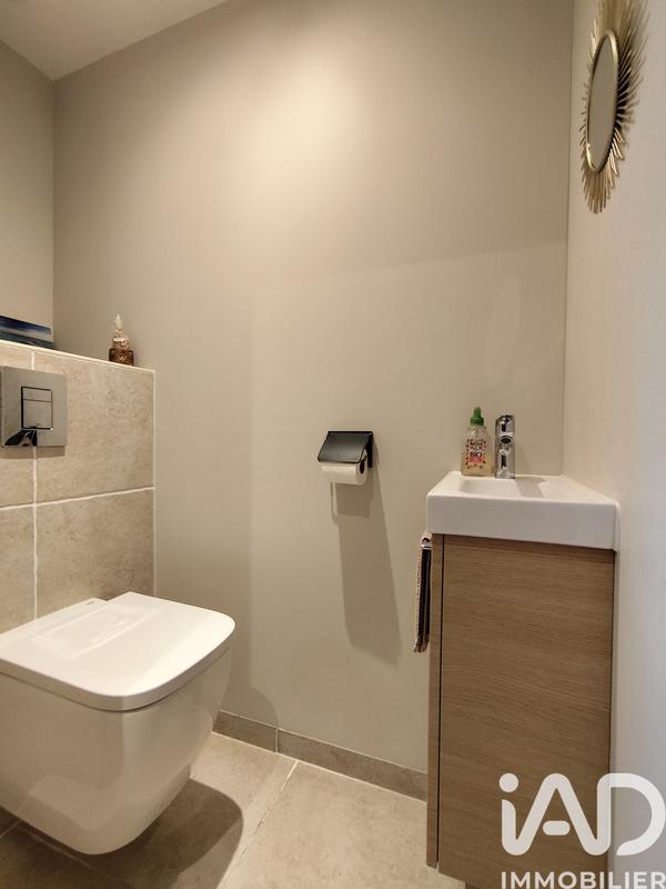 Maison - 90 m² - 5 pièces