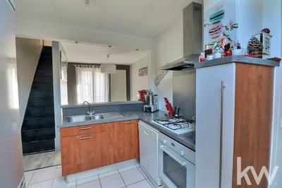 Immeuble - 83 m² - 4 pièces