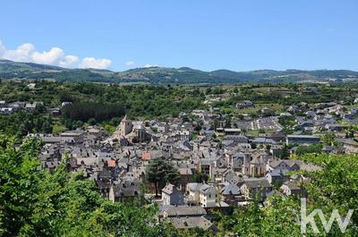 Maison - 140 m² - 4 pièces