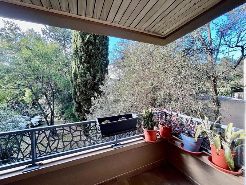 Appartement - 98 m² - 4 pièces