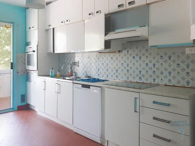 Appartement - 100 m² - 5 pièces