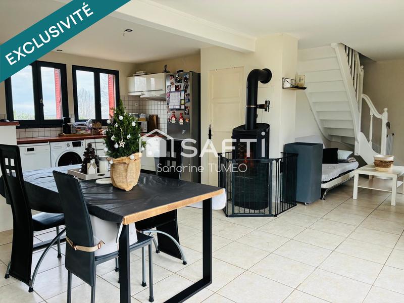 Maison - 95 m² - 4 pièces