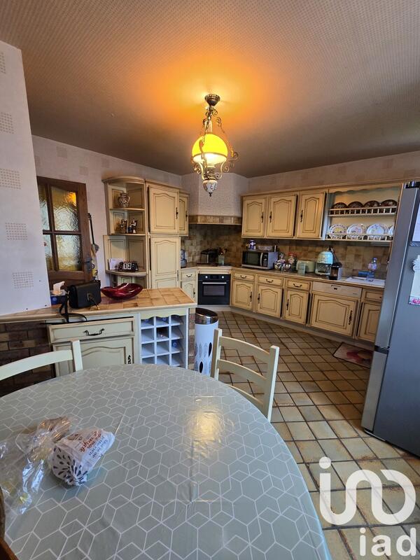 Maison - 196 m² - 6 pièces