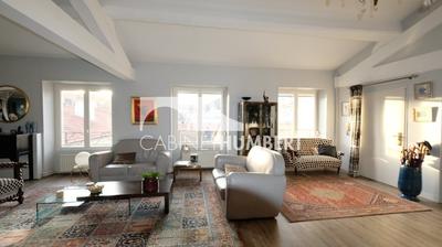 Appartement - 147 m² - 5 pièces