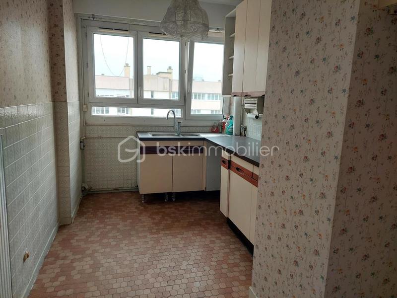 Appartement - 82 m² - 4 pièces