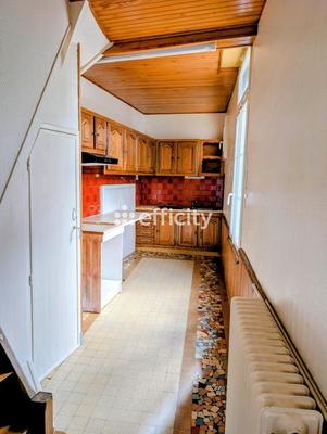 Maison - 92 m² - 5 pièces